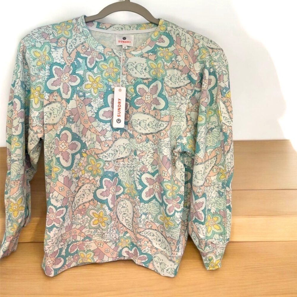 Sundry Crew Neck Paisley Sweatshirt NWT